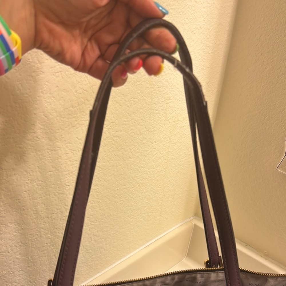 Michael Kors Walsh Purple Leather Tote with Gold Accents - Picture 10 of 11